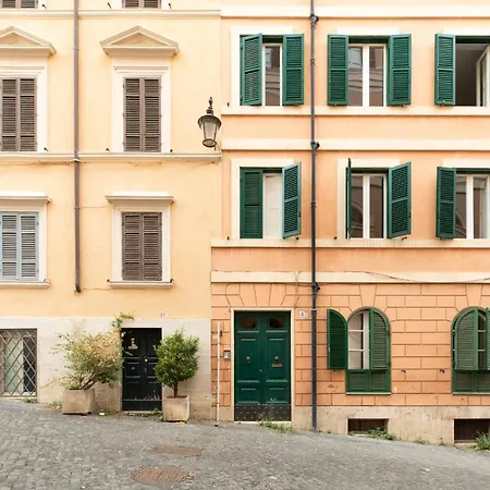 Iflat Trevi Charming Апартаменты *