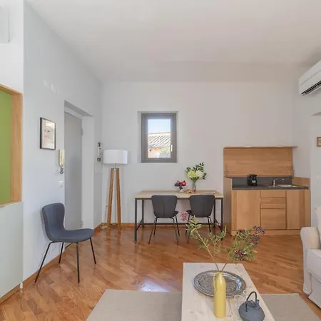 Iflat Trevi Charming Апартаменты Рим
