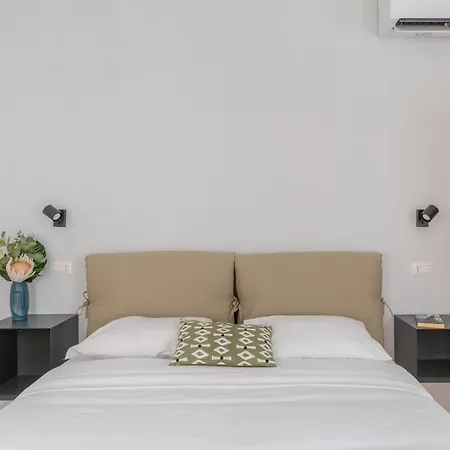 Iflat Trevi Charming *